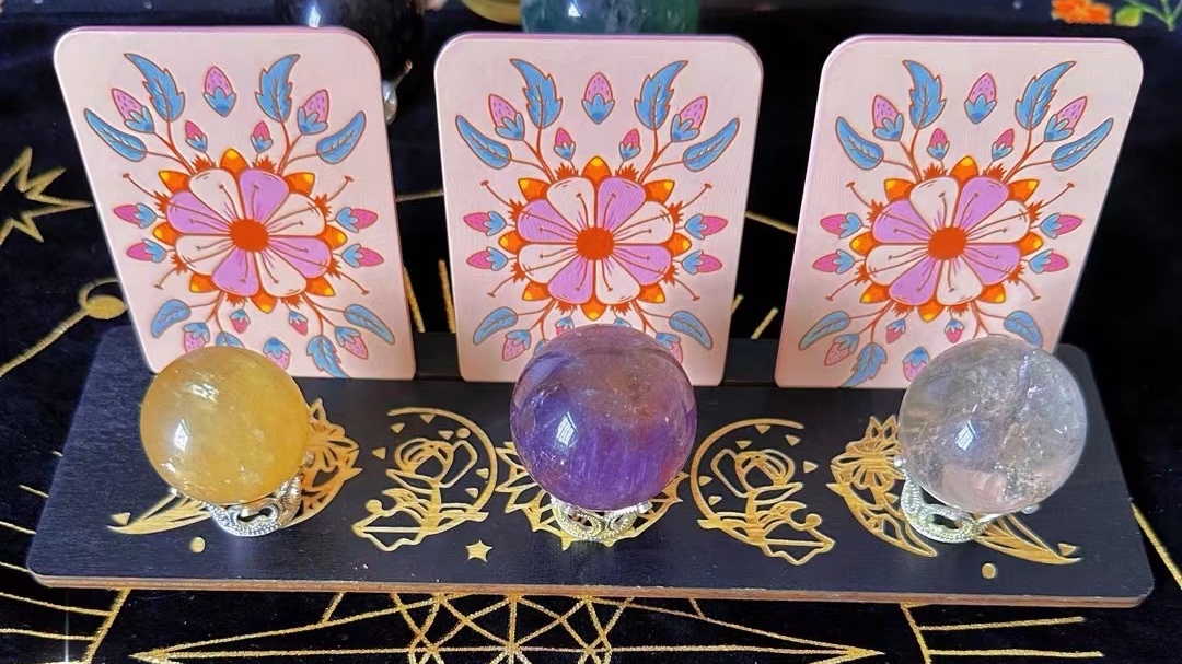 Tarot Cards + Pendulum Divination-0