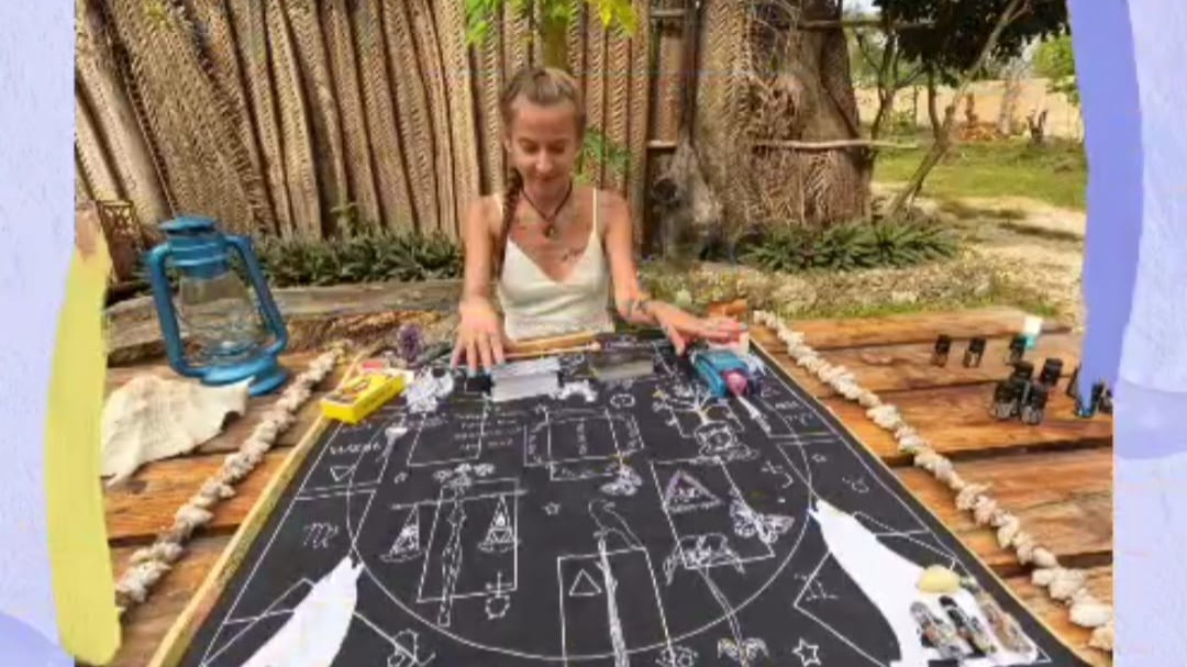 Intuitive Tarot and Oracle Reading-0