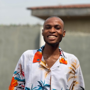 user-avatar-706599