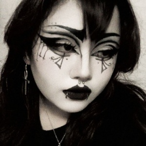 user-avatar-711927